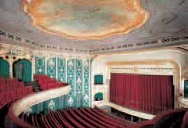 Bietet ein Flair der ganz besonderen Art: Das Theater in Bad Kissingen, das in seiner jetzigen Gestalt 1905 eröffnet wurde.